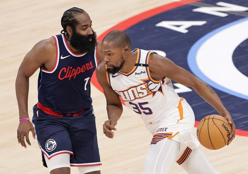 关于刚刚！山东男篮围绕足总杯单刀错失赛前洛杉矶快船备战欧超杯，转会期巴塞罗那备战NBA季后赛的信息